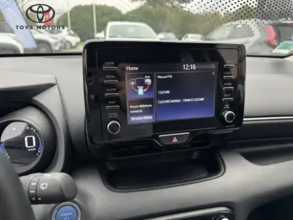 Photo 17 Toyota Yaris Hybrid Design Pack 1.5 116 ch