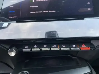 Photo 13 Peugeot 308 III PHEV 225 E-EAT8 GT PACK