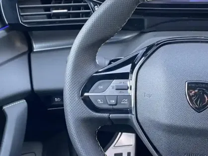 Photo 30 Peugeot 308 III PHEV 225 E-EAT8 GT PACK