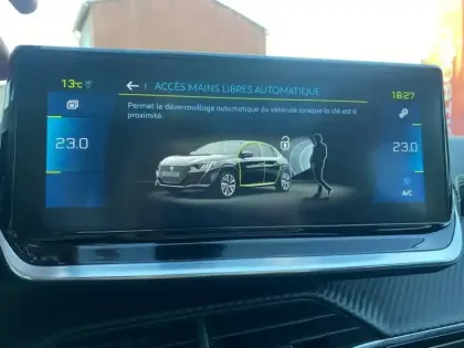 Photo 40 Peugeot 208 II 136 Electrique GT