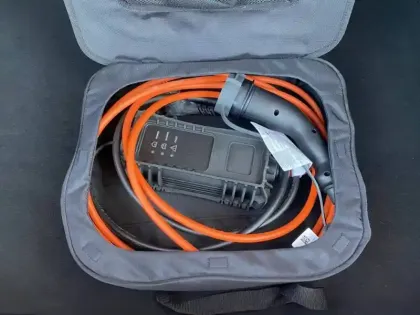 Photo 65 Peugeot 208 II 136 Electrique GT