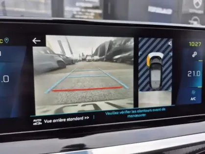 Photo 36 Peugeot 208 II 136 Electrique GT