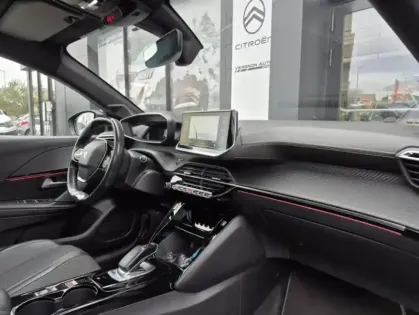 Photo 57 Peugeot 208 II 136 Electrique GT