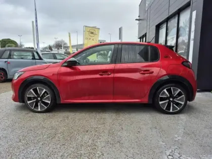 Photo 31 Peugeot 208 II 136 Electrique GT