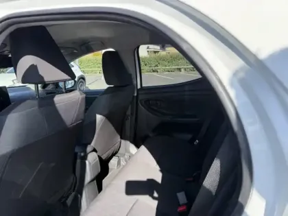 Photo 16 Toyota Yaris Hybride 116h Design MC24