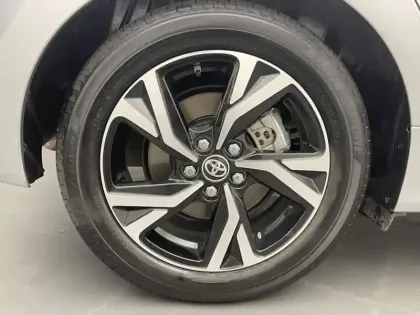 Photo 8 Toyota Yaris Hybride 116h Design