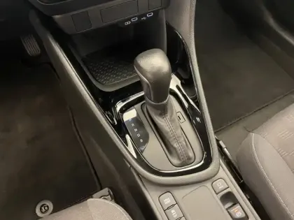 Photo 14 Toyota Yaris Hybride 116h Design