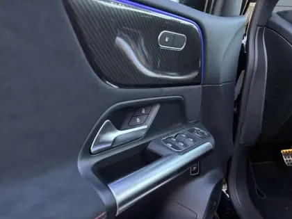 Photo 17 Mercedes Classe B 200 d AMG Line