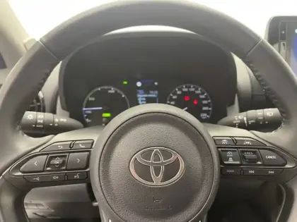 Photo 23 Toyota Yaris Hybride 116h Dynamic