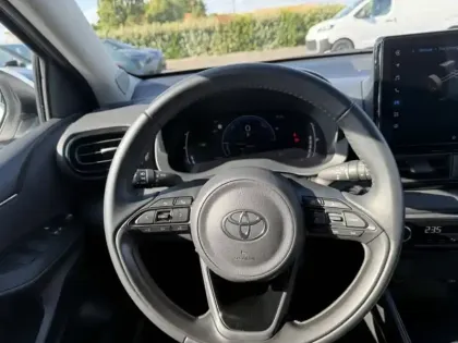 Photo 21 Toyota Yaris Hybride 116h Design MC24