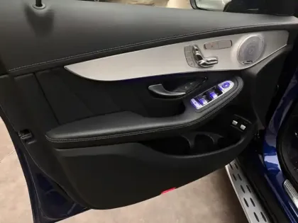 Photo 15 Mercedes Classe GLC SUV 300 4MATIC AMG Line Launch Edition