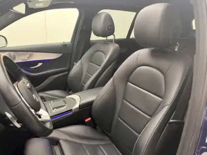 Photo 12 Mercedes Classe GLC SUV 300 4MATIC AMG Line Launch Edition