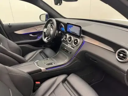 Photo 18 Mercedes Classe GLC SUV 300 4MATIC AMG Line Launch Edition