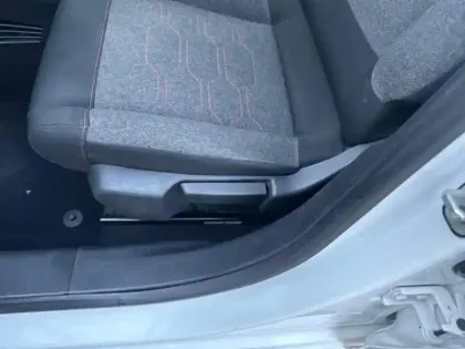 Photo 12 Citroën C3  PureTech 110ch Shine S&S EAT6