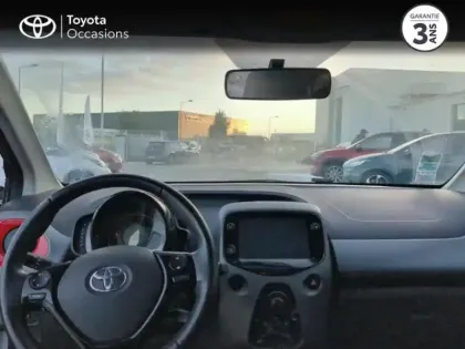 Photo 7 Toyota Aygo  1.0 VVT-i 72ch x-play 5P MY19