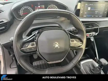 Photo 8 Peugeot 2008  1.2 PureTech 130ch S&S Active Pack