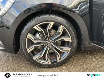 Photo 10 Renault Clio  1.6 E-Tech hybride 140ch Lutecia -21N