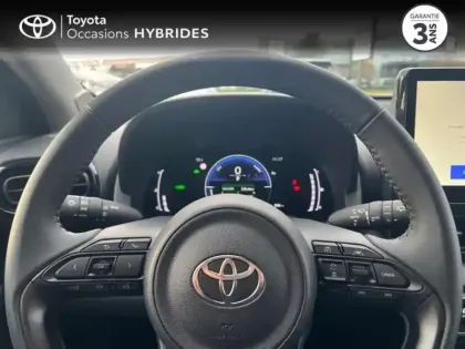 Photo 12 Toyota Yaris  116h Design 5p MY25