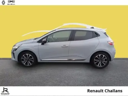 Photo 9 Renault Clio  1.6 E-Tech 145ch full hybrid Techno - 24