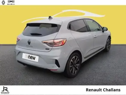 Photo 11 Renault Clio  1.6 E-Tech 145ch full hybrid Techno - 24