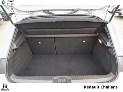 Photo 6 Renault Clio  1.6 E-Tech 145ch full hybrid Techno - 24