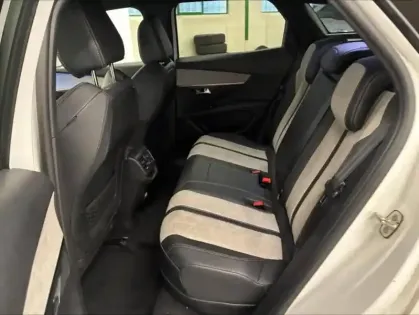 Photo 13 Peugeot 3008  HYBRID 225ch GT Pack e-EAT8