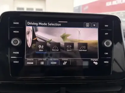 Photo 25 Volkswagen T-roc  1.5 TSI EVO 150ch R-Line DSG7