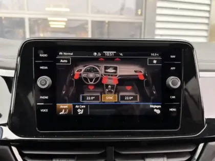 Photo 9 Volkswagen T-roc  1.5 TSI EVO 150ch R-Line DSG7