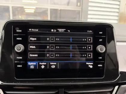 Photo 12 Volkswagen T-roc  1.5 TSI EVO 150ch R-Line DSG7