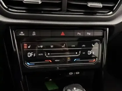 Photo 5 Volkswagen T-roc  1.5 TSI EVO 150ch R-Line DSG7