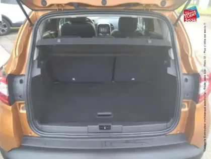 Photo 13 Renault Captur  0.9 TCe 90ch energy Intens Euro6c
