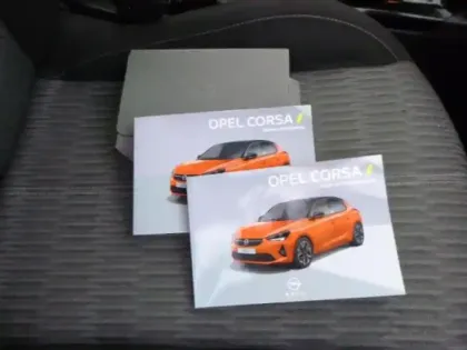 Photo 10 Opel Corsa  1.2 75ch Edition Business