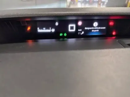 Photo 14 Citroën C3  1.2 Turbo 100ch MAX