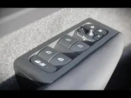 Photo 9 Volvo Ex40  Single Extended Range 252ch Plus