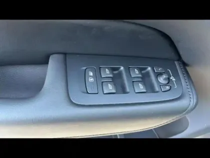 Photo 12 Volvo Xc60  T6 Hybride Rechargeable 253 + 145ch Plus Style Chrome Geartronic 8 AWD