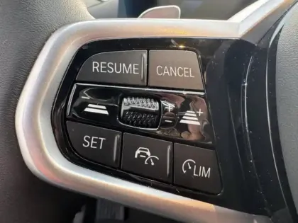 Photo 5 BMW Serie 3 Série 3 330eA 292ch M Sport