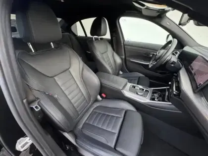 Photo 9 BMW Serie 3 Série 3 330eA 292ch M Sport