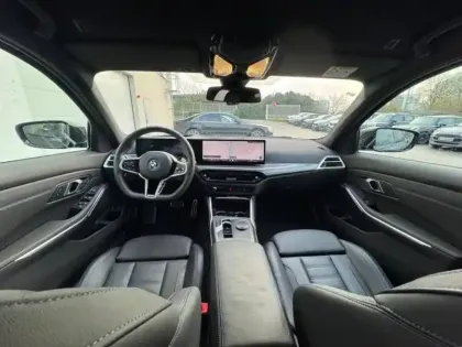 Photo 7 BMW Serie 3 Série 3 330eA 292ch M Sport