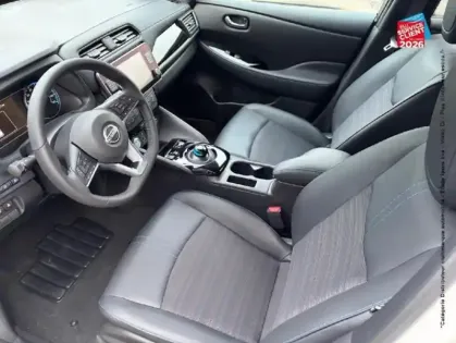 Photo 14 Nissan Leaf  150ch 40kWh N-Connecta 22