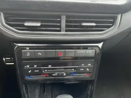 Photo 7 Volkswagen T-cross  1.5 TSI 150ch R-Line Edition DSG7