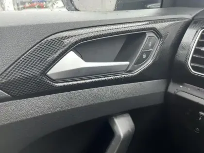 Photo 13 Volkswagen T-cross  1.5 TSI 150ch R-Line Edition DSG7