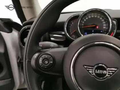 Photo 13 Mini Mini  Cooper 136ch Edition Greenwich BVA7 109g