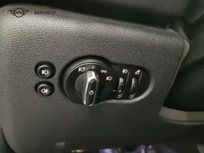 Photo 12 Mini Mini  Cooper 136ch Edition Greenwich BVA7 109g