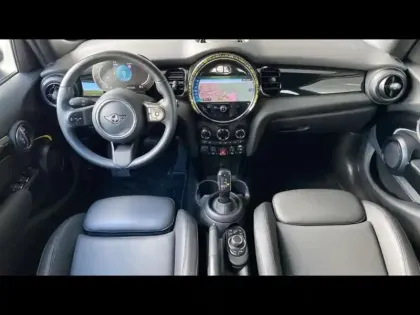 Photo 8 Mini Mini  5 Portes Cooper 136ch Edition Premium BVA7