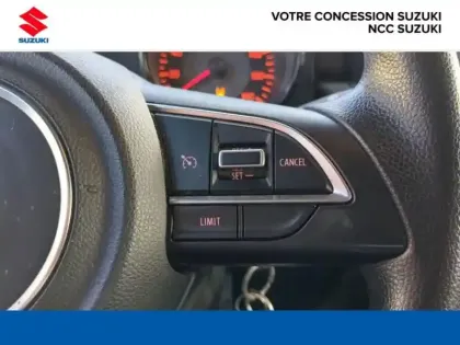 Photo 13 Suzuki Jimny  1.5 VVT Privilège