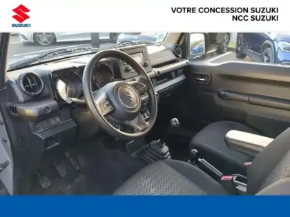 Photo 6 Suzuki Jimny  1.5 VVT Privilège