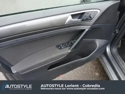 Photo 13 Volkswagen Golf  1.0 TSI 115ch Confortline DSG7 Euro6d-T 5p