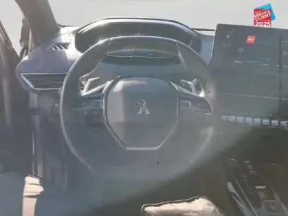 Photo 11 Peugeot 5008  1.5 BlueHDi 130ch S&S Allure Pack EAT8