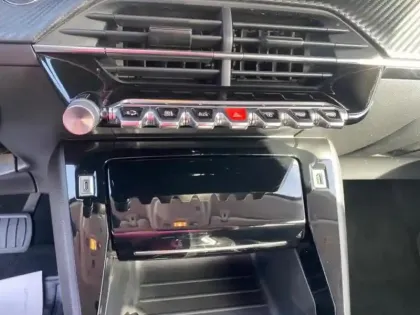 Photo 13 Peugeot 208  1.2 PureTech 100ch S&S Allure EAT8