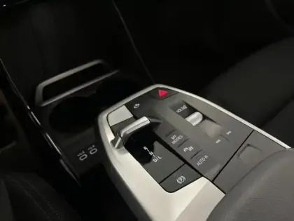 Photo 11 BMW Serie 2 Série 2 ActiveTourer 225e 245ch xDrive Luxury DKG7